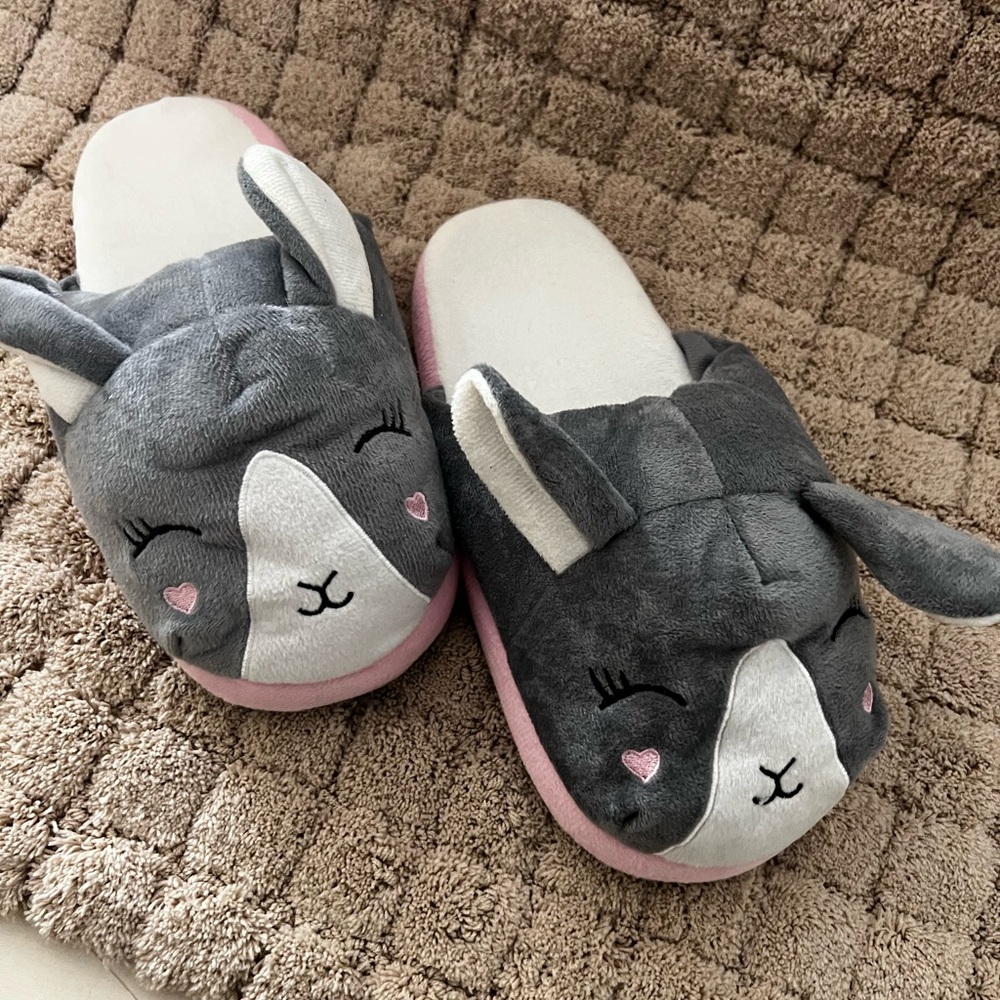 Gray Bunny Plush Slip-On Slippers with Pink Accents